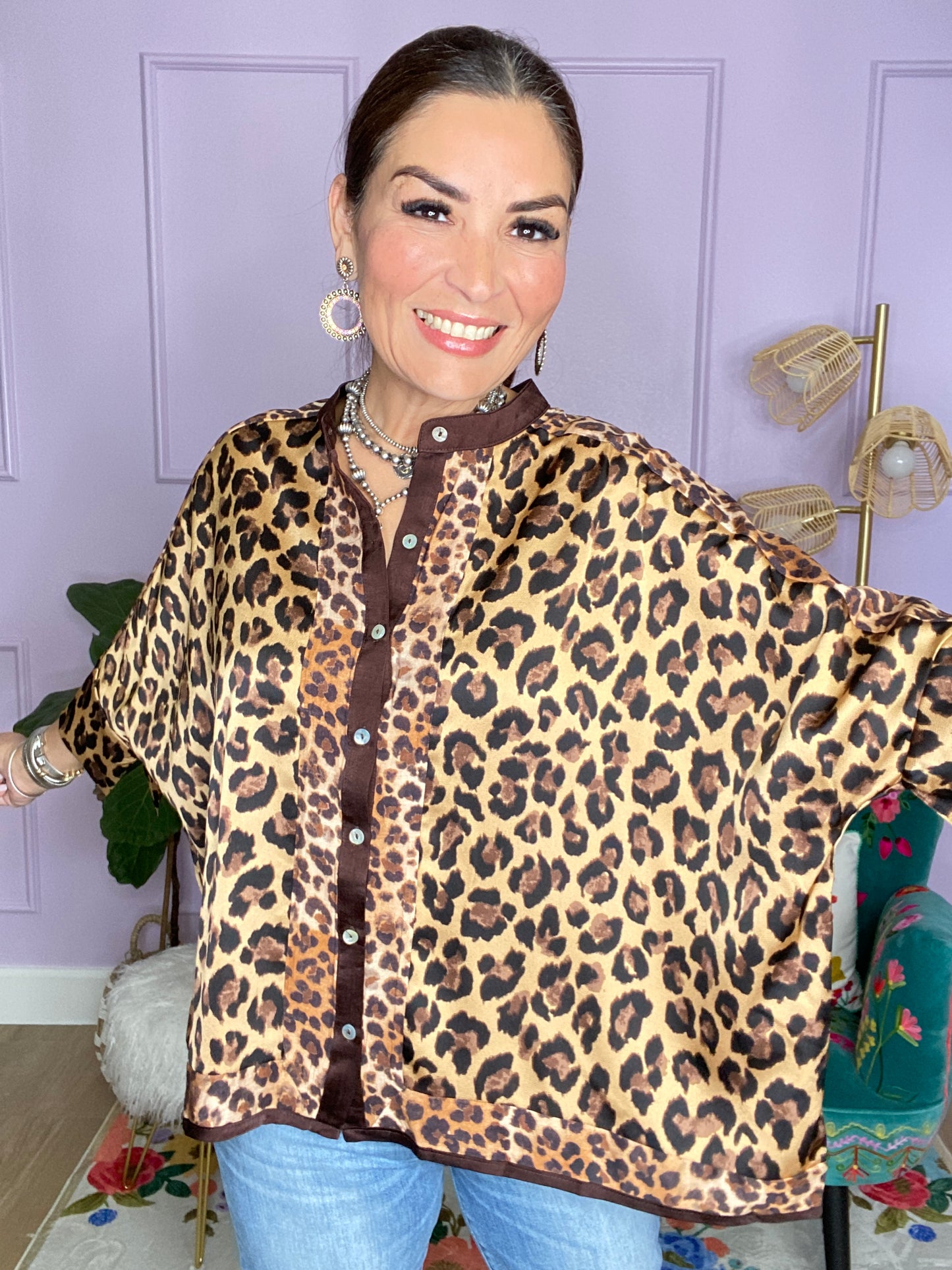 MIXED LEOPARD BUTTON DOWN TOP-BROWN