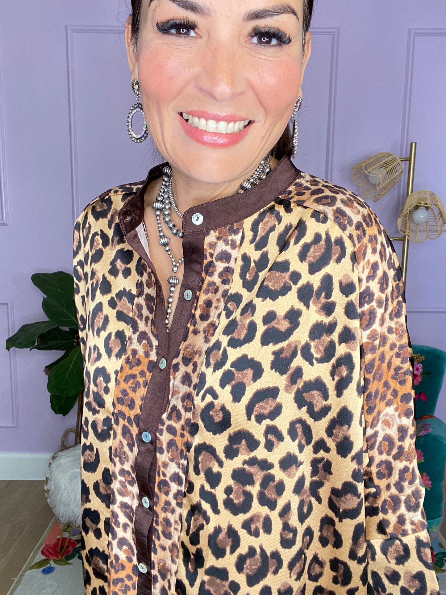 MIXED LEOPARD BUTTON DOWN TOP-BROWN