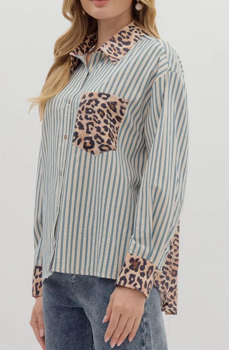 CHAMBRAY STRIPED WITH LEOPARD ACCENT TOP