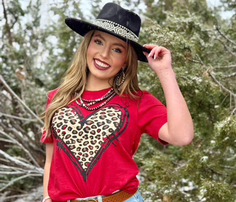 MENDY'S LEOPARD HEART TEE