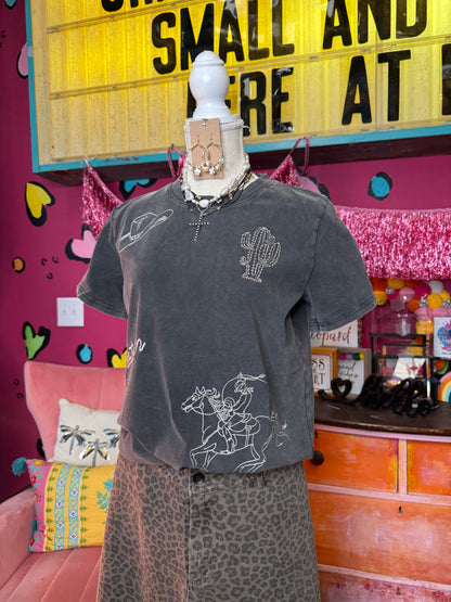 CHIC WESTERN DOODLE TEE - WASHED BLACK