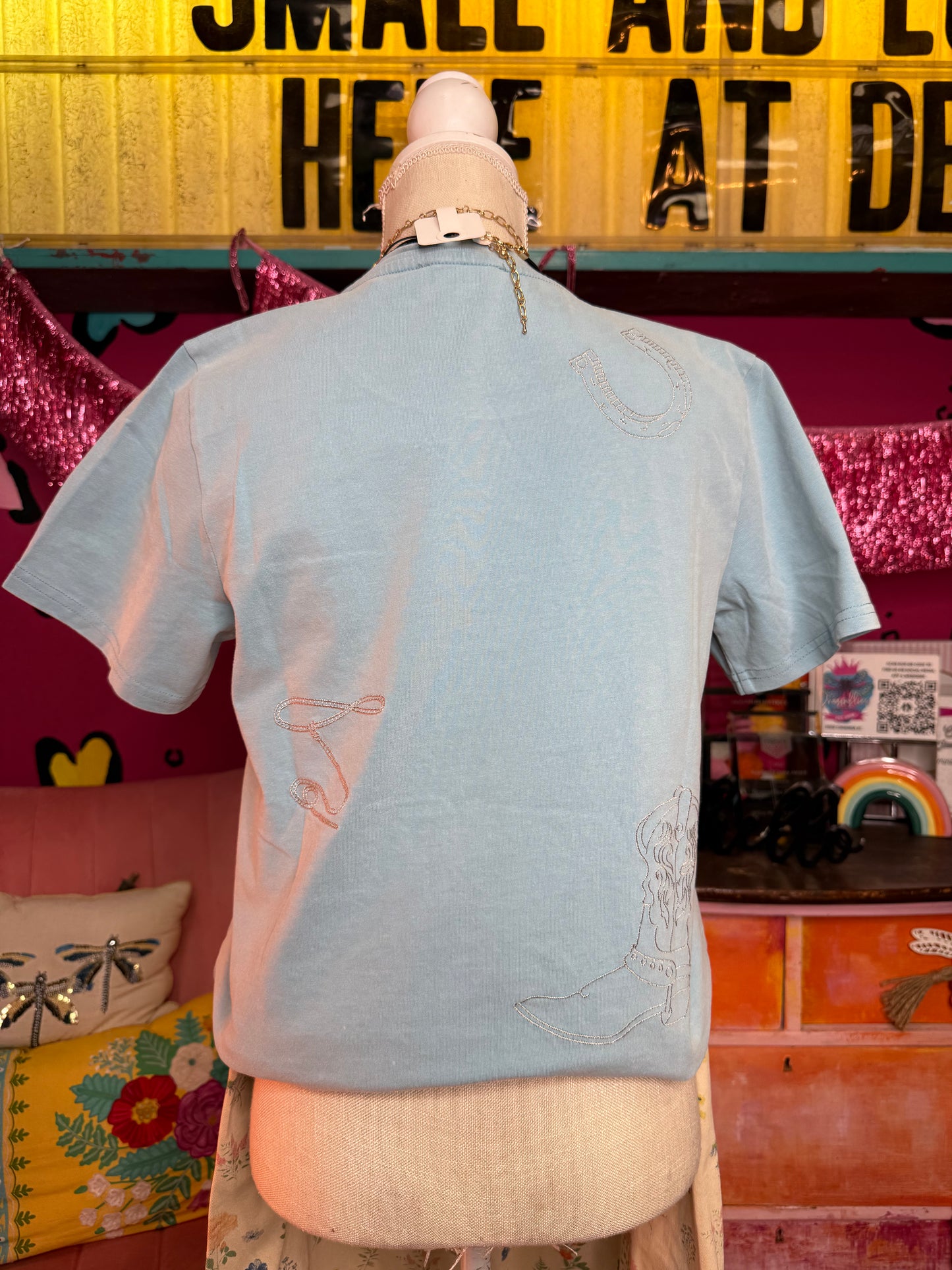 CHIC WESTERN DOODLE TEE - BLUE