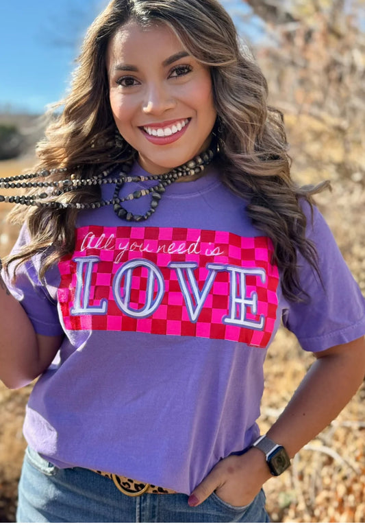 TEXAS TRUE THREADS ALL YOU NEED IS LOVE CHECKERED TEE