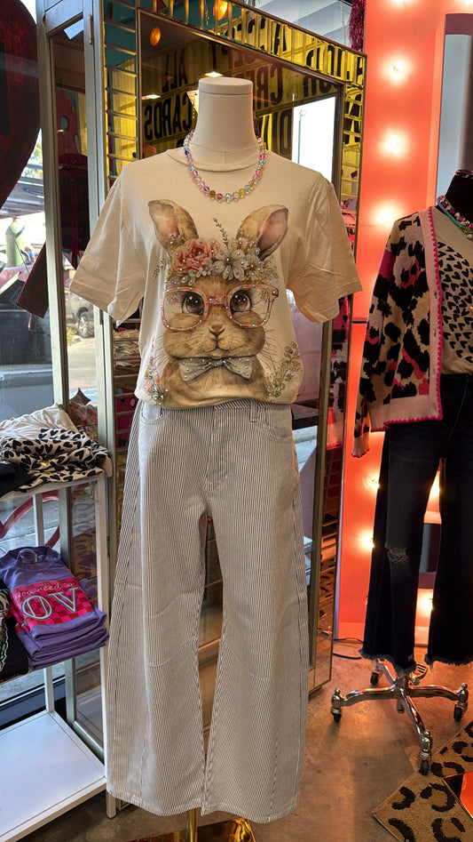 BUNNY WITH PINK GLASSES BDTEE