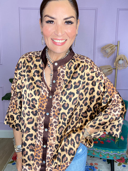 MIXED LEOPARD BUTTON DOWN TOP-BROWN