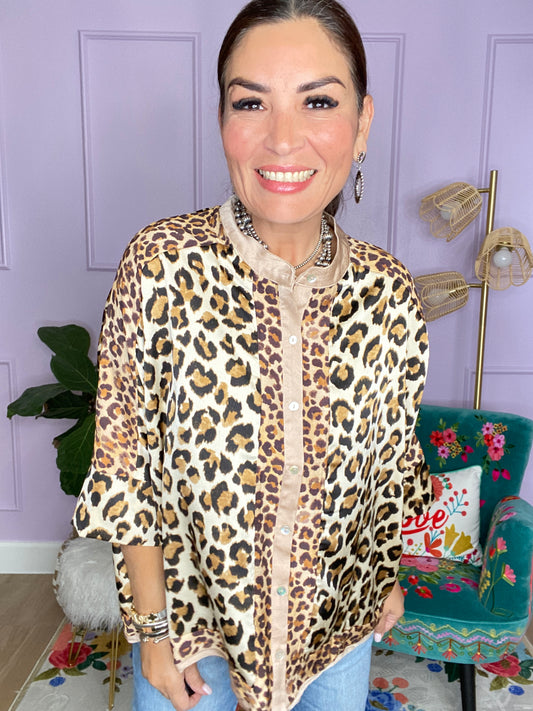 MIXED LEOPARD BUTTON DOWN TOP- BEIGE