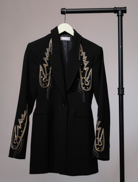 Woven Suiting Embroidered Tunic Blazer