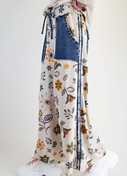 FLORAL PRINTED MINERAL WASHED PANTS