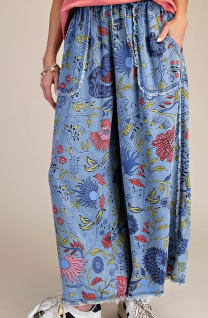 FLORAL PRINT WASHED CHAMBRAY PANTS