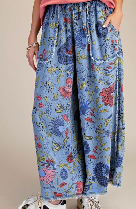 FLORAL PRINT WASHED CHAMBRAY PANTS