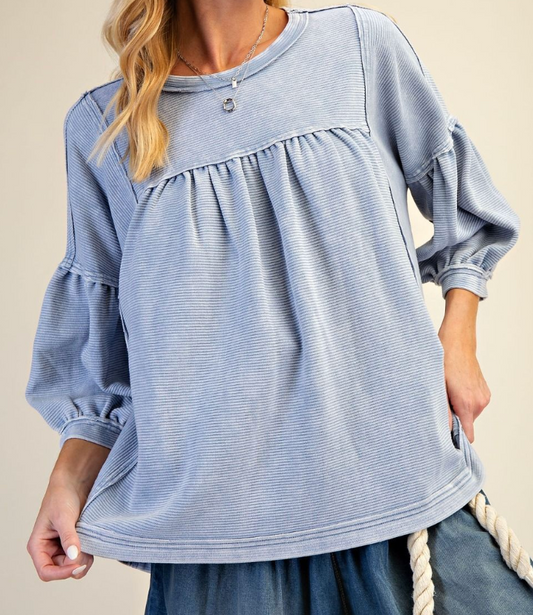 TEXTURED KNIT WASHED  TOP