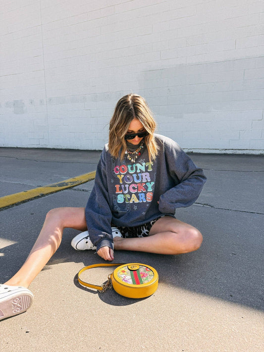 Count your lucky stars sweatshirt - hanes / charcoal